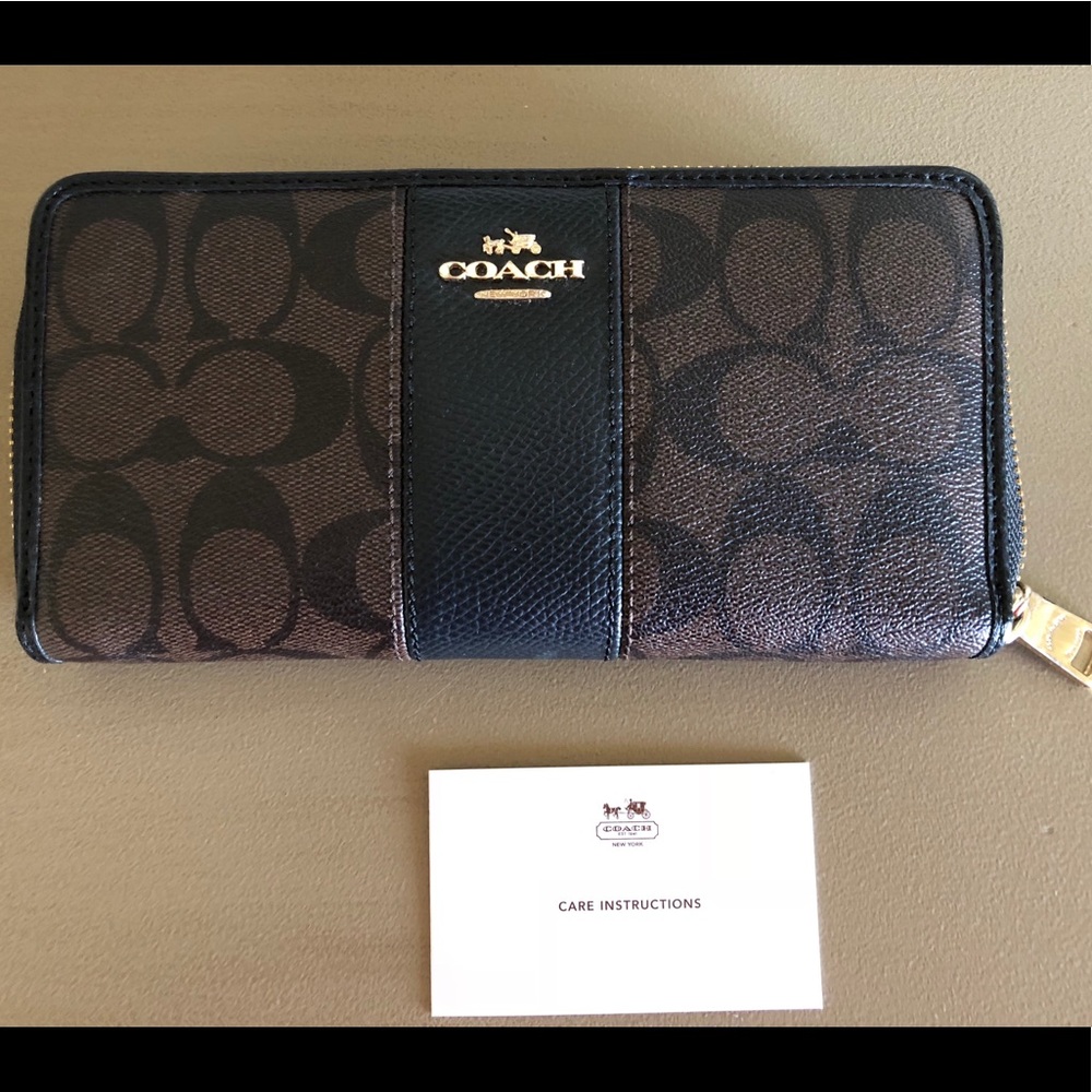 Authentic COACH Leather Wallet